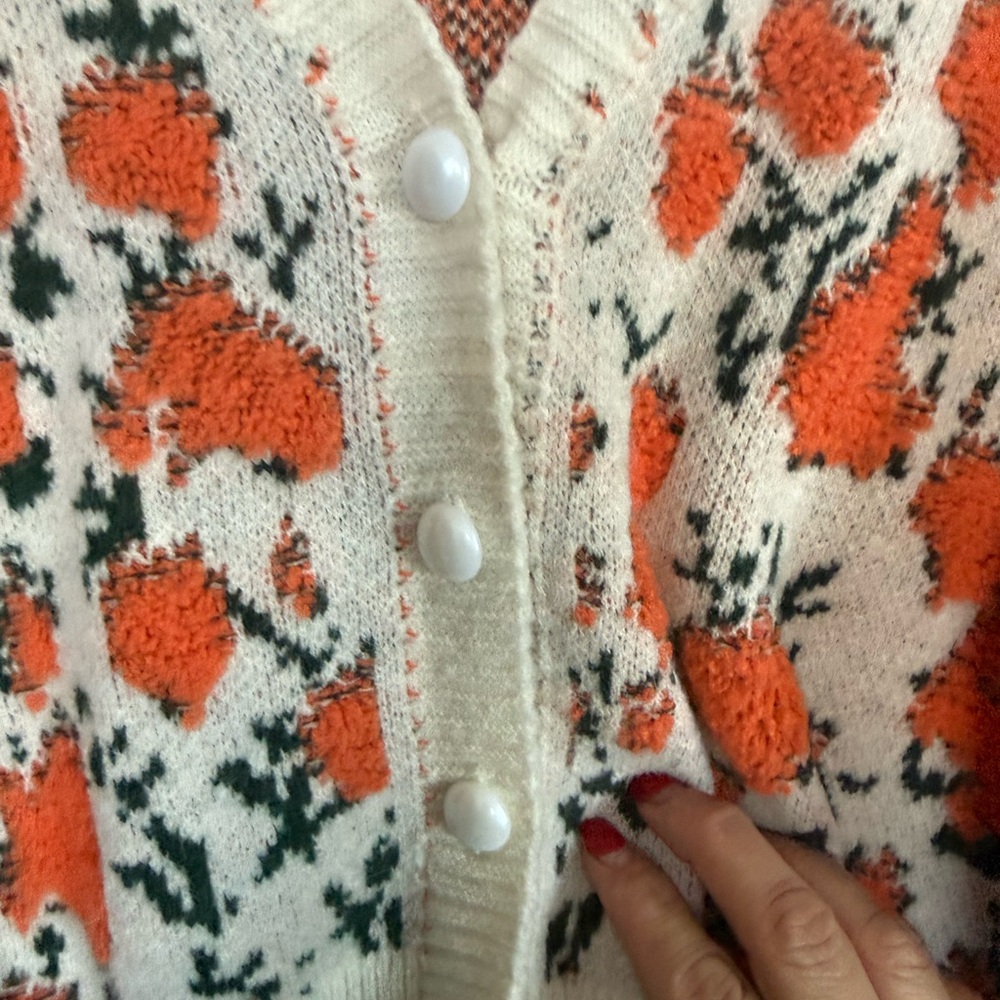 Cream and Orange Floral V-Neck Cropped Cardigan Sweater Large - Picture 7 of 12